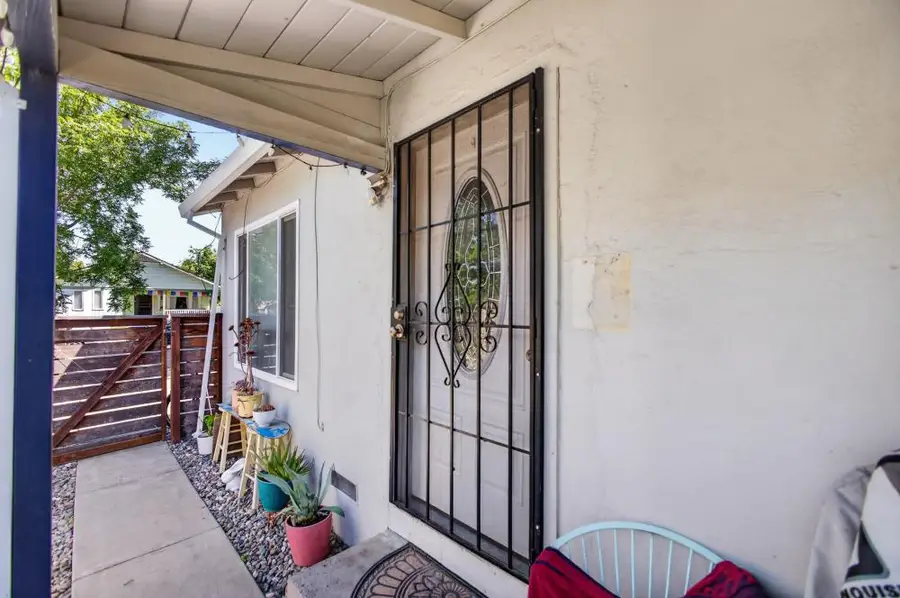 3732 6th Avenue, Sacramento, CA 95817 - #2