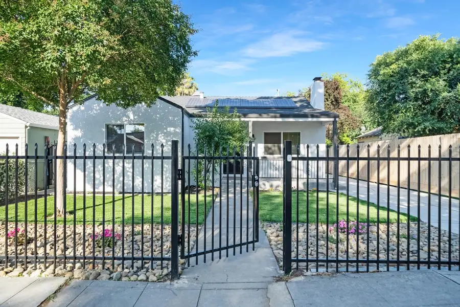 630 N Yosemite Street, Stockton, CA 95203 - #2