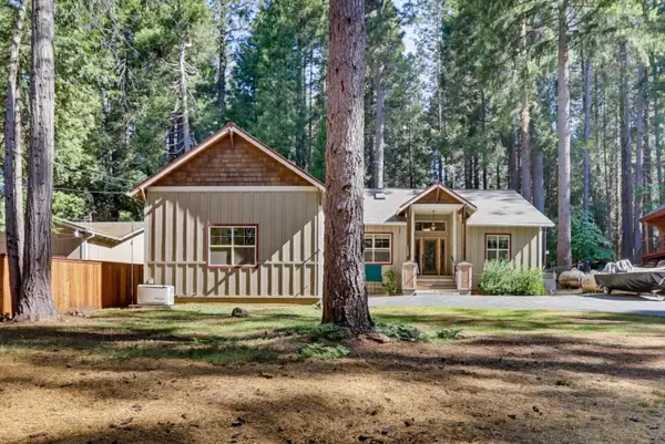15084 Lake Lane, Nevada City, CA 95959