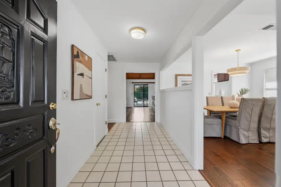 1812 Summerhill Drive, Roseville, CA 95661 - #3