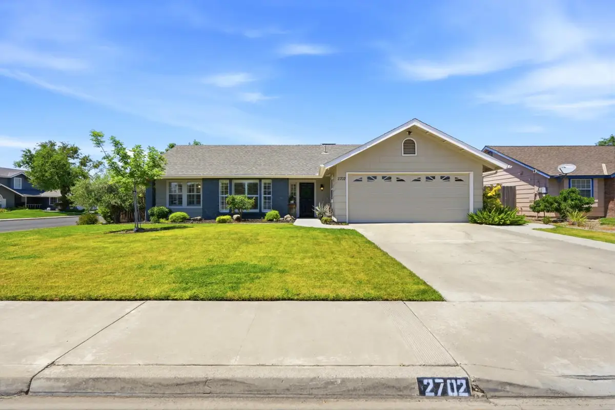 2702 Burl Court, Hanford, CA 93230 - #1