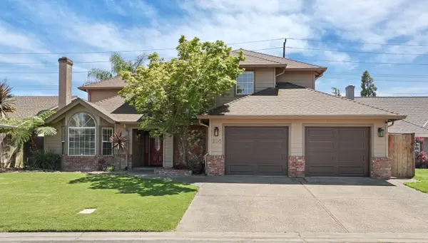230 River Oaks Drive, Lodi, CA 95240