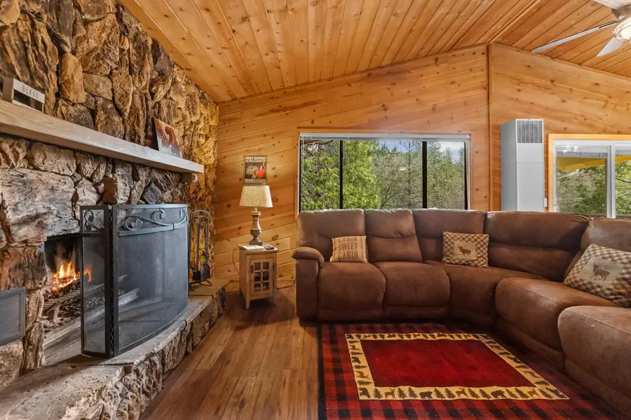 22440 N Tuolumne Road, Twain Harte, CA 95383 - #2
