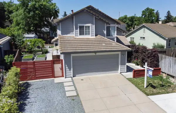 8984 Agate Creek Court, Elk Grove, CA 95758