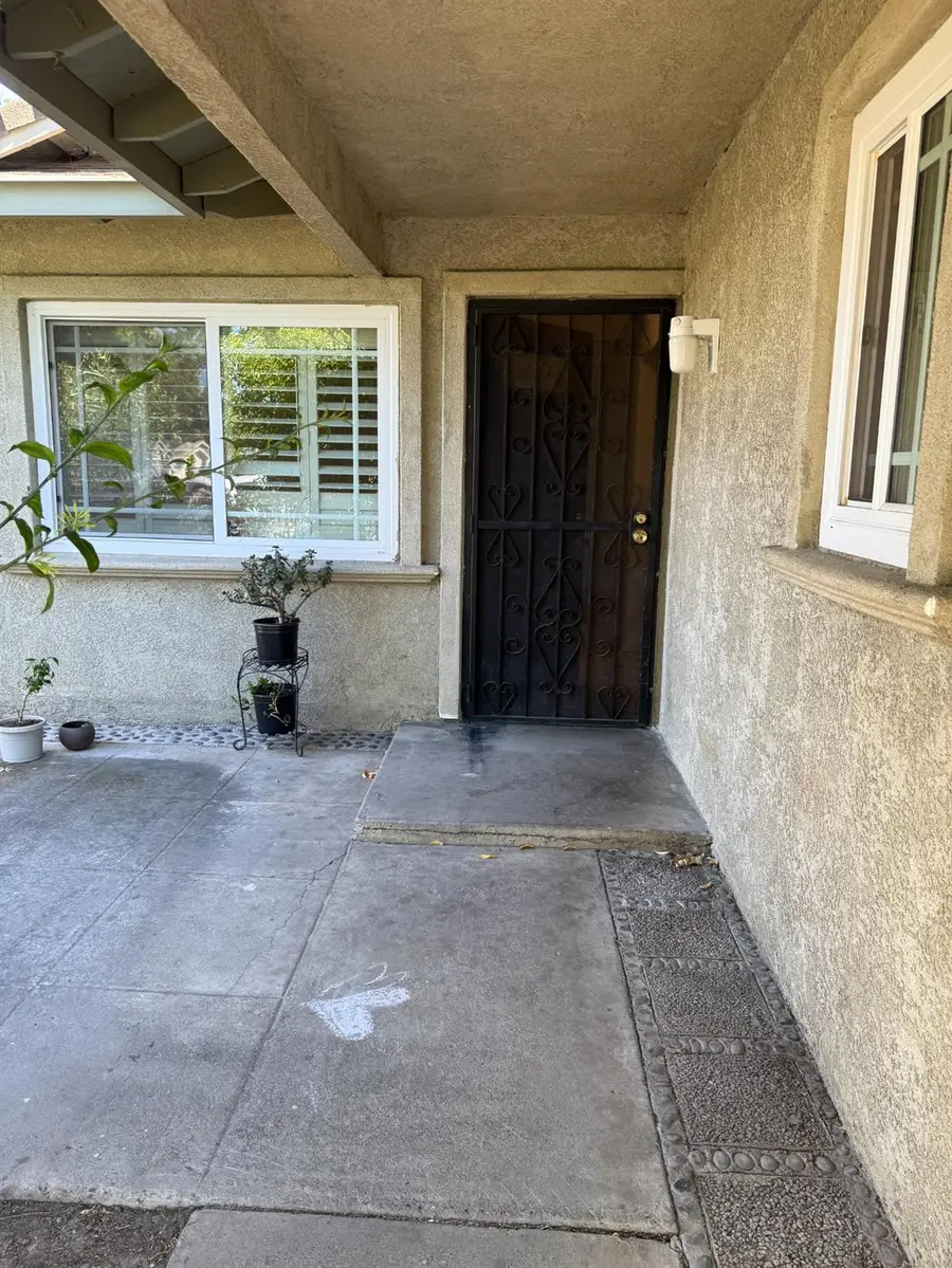 1944 La Jolla Drive, Stockton, CA 95204 - #2
