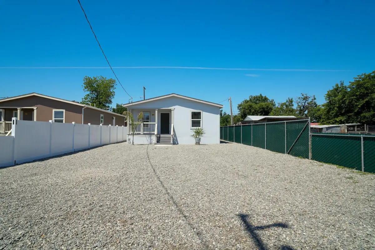 647 5th Street, Willows, CA 95988 - #1