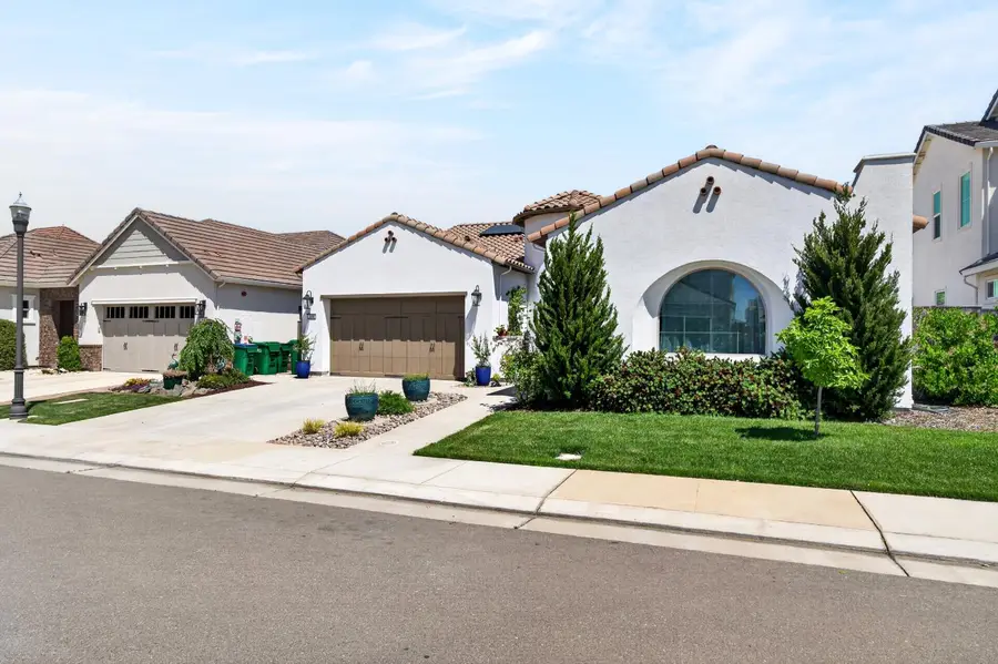 3031 Ashton Street, Lodi, CA 95242 - #2