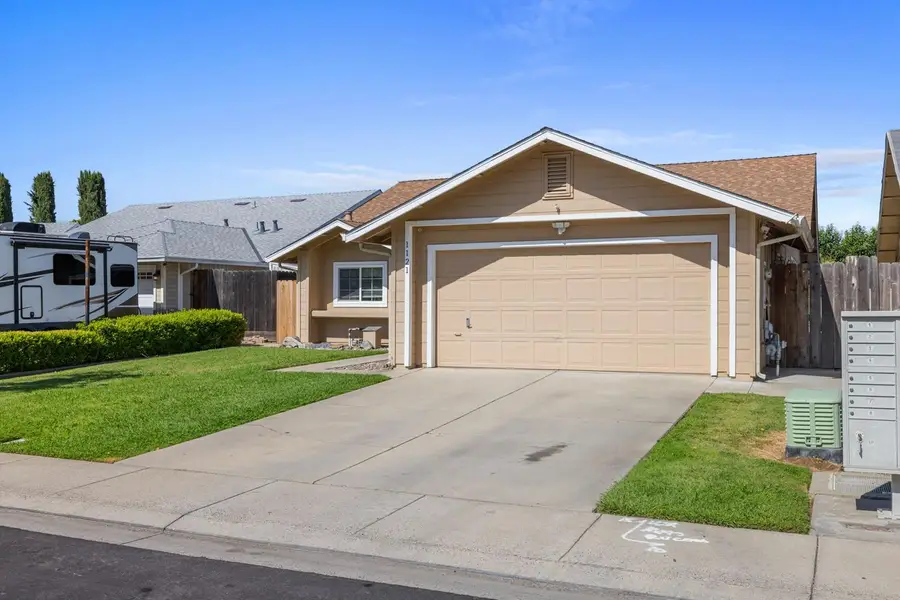 1121 Raymond Drive, Modesto, CA 95351 - #2
