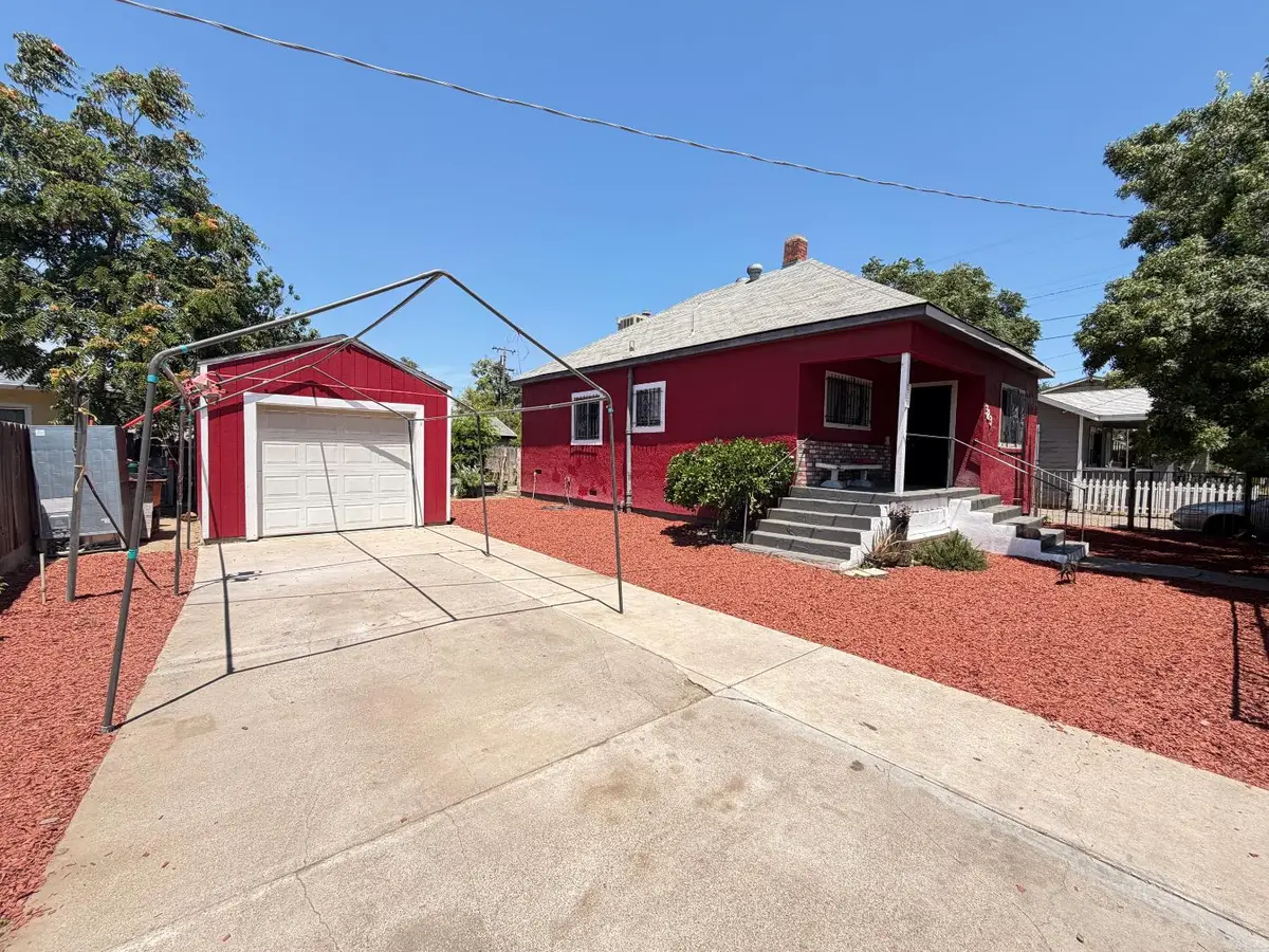 323 E 1st Street, Stockton, CA 95206 - #1