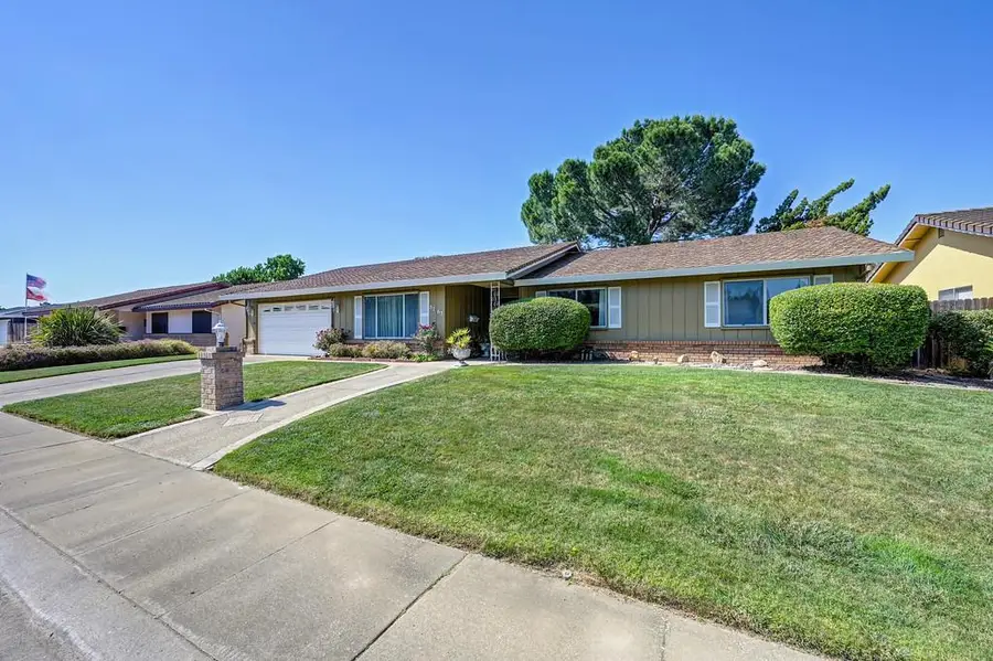 8763 Rubystone Court, Elk Grove, CA 95624 - #2