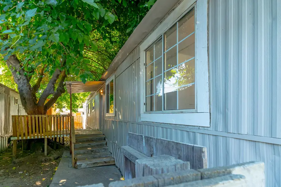433 S 7th Street #99, Modesto, CA 95351 - #3