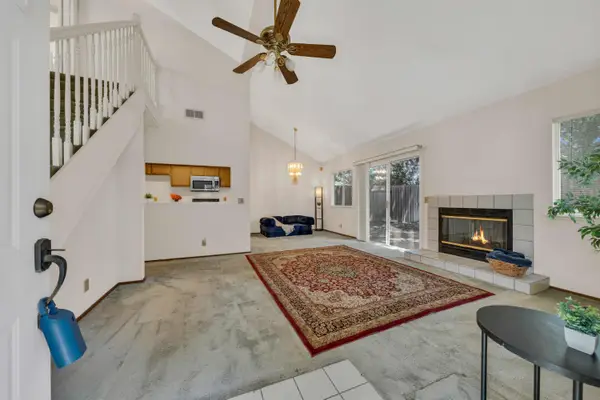 5382 Yellow Pine Way, Sacramento, CA 95841