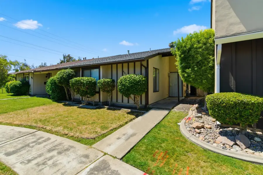 6823 Butler Court, Stockton, CA 95219 - #2