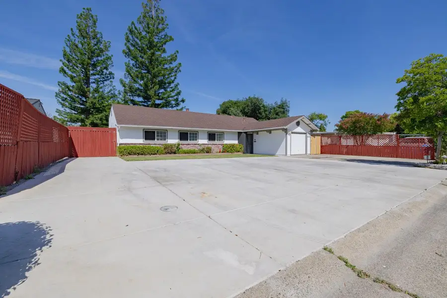 2009 Terrace Drive, Sacramento, CA 95825 - #2