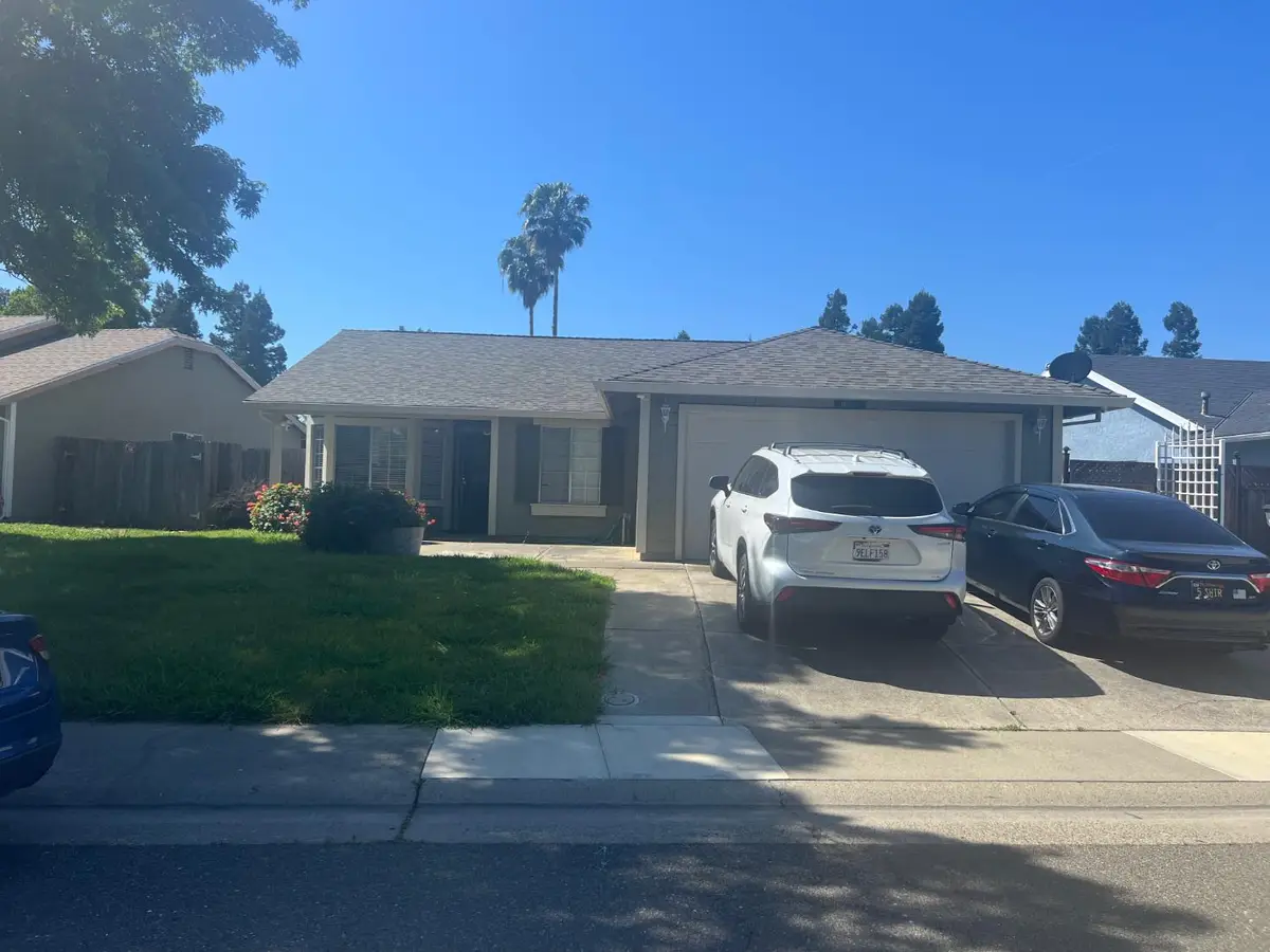 8238 Visalia Way, Sacramento, CA 95828 - #1