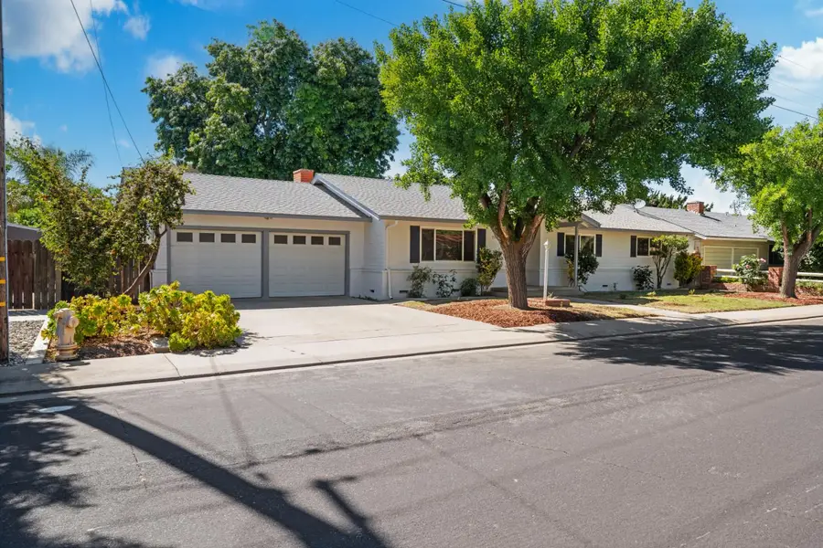 2707 Warwick Lane, Modesto, CA 95350 - #2
