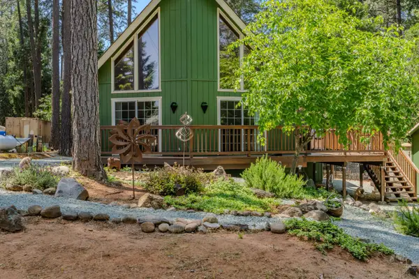 24045 Woodfern Dr, Pioneer, CA 95666