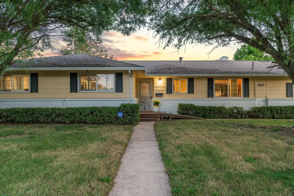 6900 14th Avenue, Sacramento, CA 95820 - #1