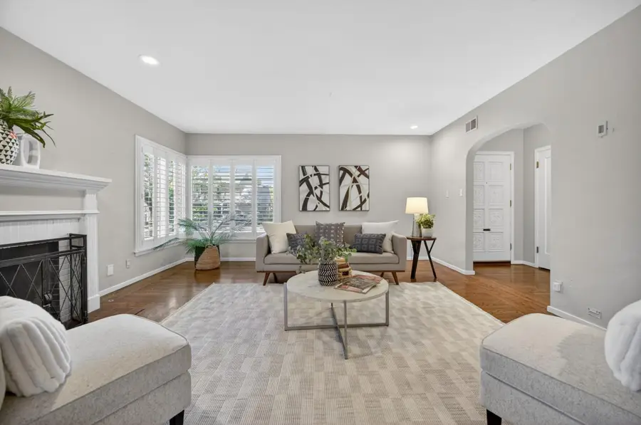 1810 9th Avenue, Sacramento, CA 95818 - #2