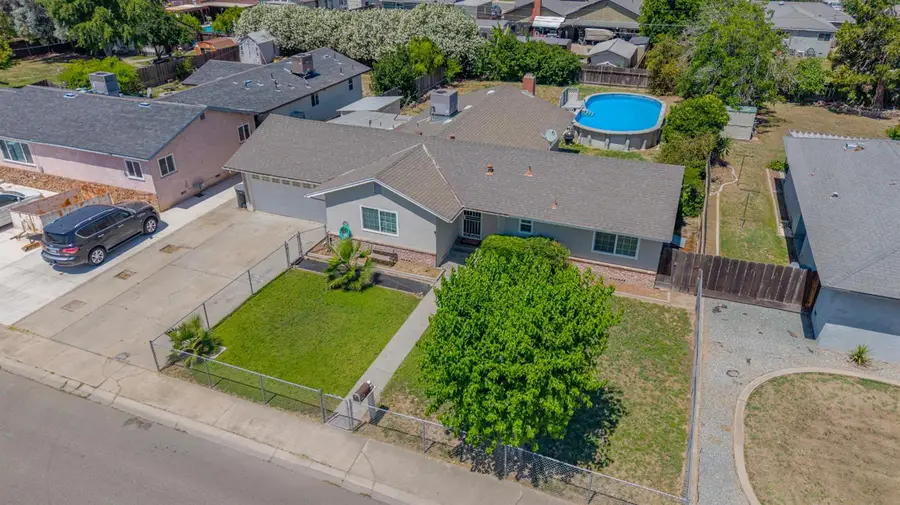 1512 Coolidge Avenue, Chowchilla, CA 93610 - #3