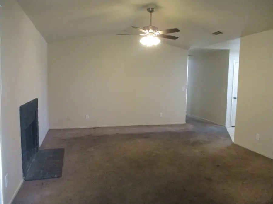 4156 Guernsey Avenue, Stockton, CA 95215 - #2