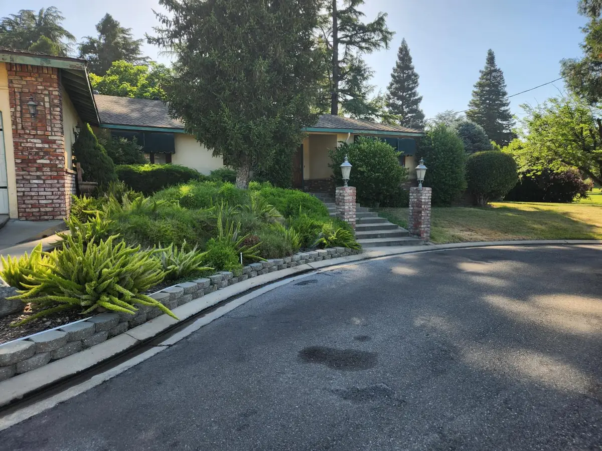 2411 Pinehurst Drive, Oakdale, CA 95361 - #1