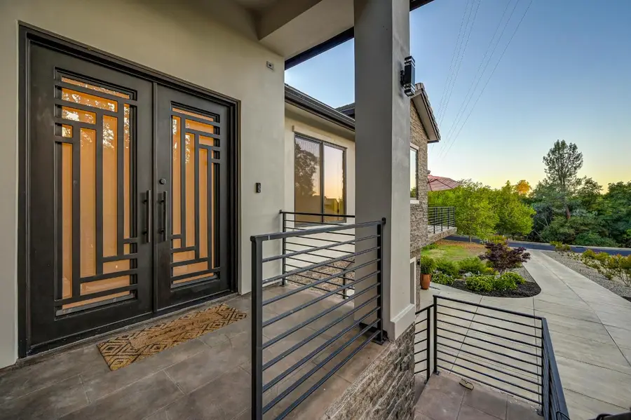 720 Deerbrooke Trail, Auburn, CA 95603 - #2