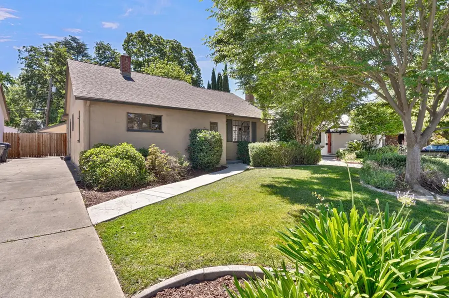 2565 14th Street, Sacramento, CA 95818 - #2