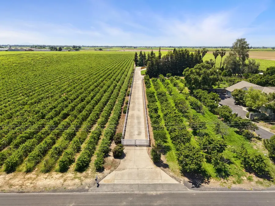 21649 N Des Moines Road, Acampo, CA 95220 - #3
