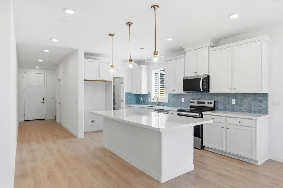 8313 Morning Star Way, Elk Grove, CA 95757 - #3