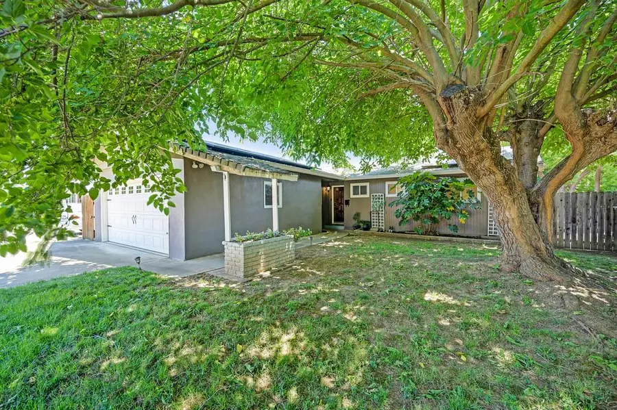 10226 La Presa Way, Rancho Cordova, CA 95670 - #3