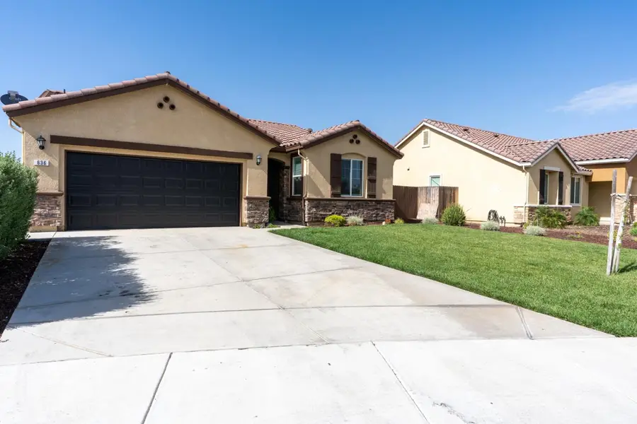636 Lamoglia Street, Los Banos, CA 93635 - #2