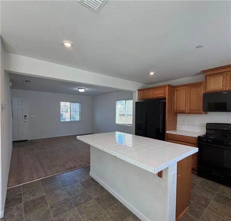 385 Ostrander, Merced, CA 95341 - #3