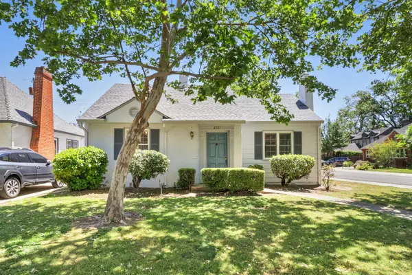 2721 22nd Street, Sacramento, CA 95818