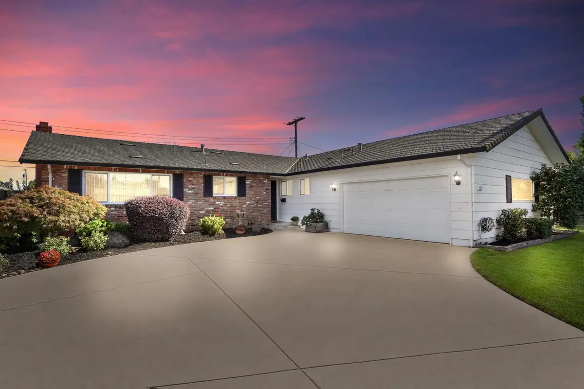 826 Maplewood, Lodi, CA 95240 - #1