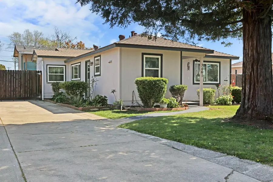 3061 Kroy, Sacramento, CA 95820 - #3