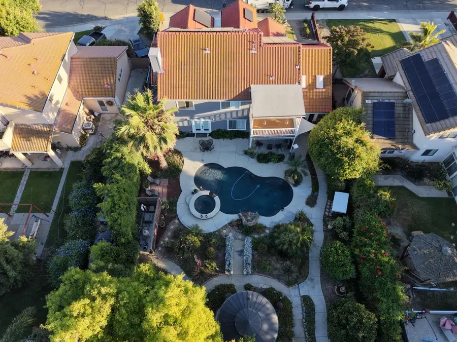 416 Crescent Drive, Los Banos, CA 93635 - #2