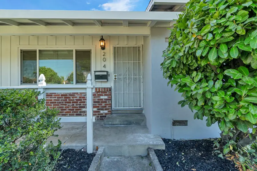204 Duncan Avenue, Stockton, CA 95207 - #3