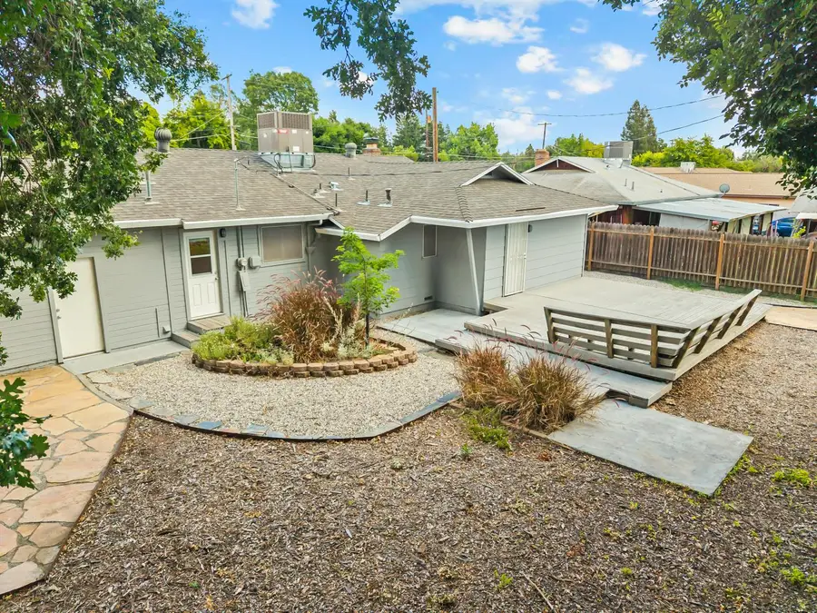 2551 Lillian Lane, Carmichael, CA 95608 - #3