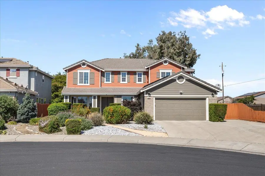 402 Payton Court, Tracy, CA 95377 - #2