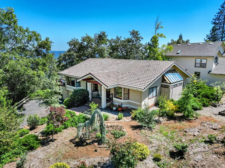 1051 Sandalwood Drive, Murphys, CA 95247 - #2