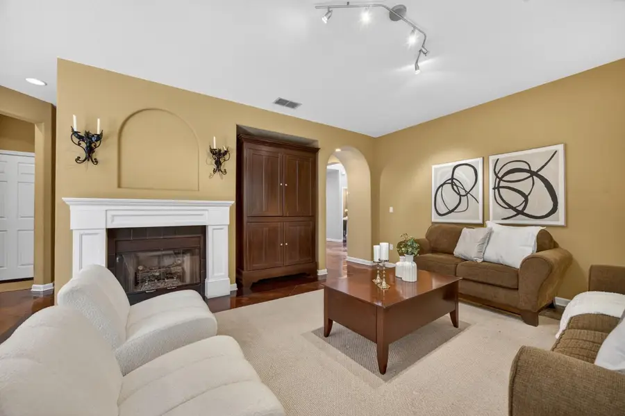 6227 Riverbank Circle, Stockton, CA 95219 - #2