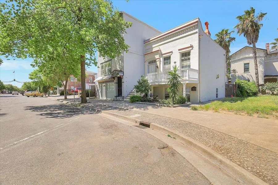 630 D Street, Marysville, CA 95901 - #3