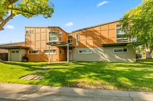 1449 Claremont Way, Sacramento, CA 95822
