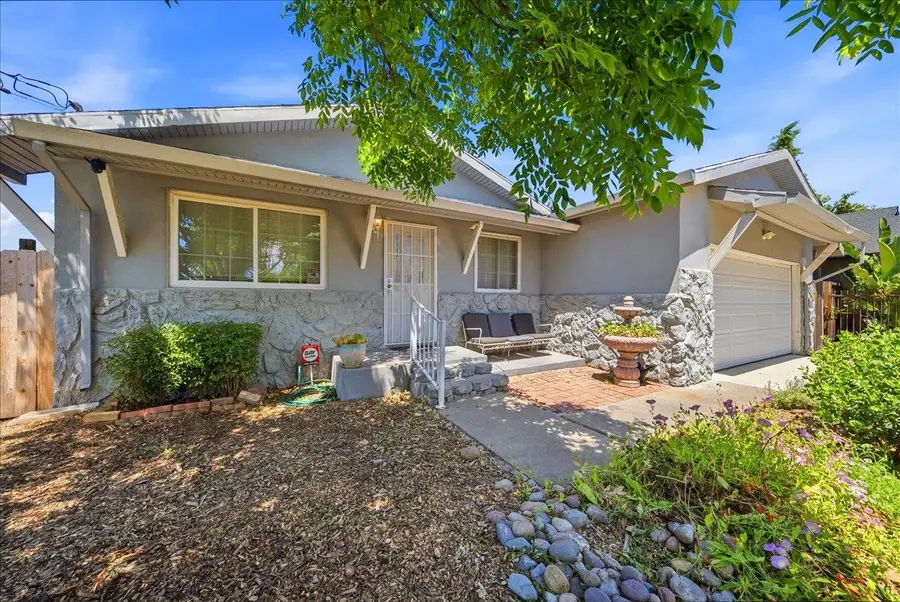 2865 26th Avenue, Sacramento, CA 95820 - #2