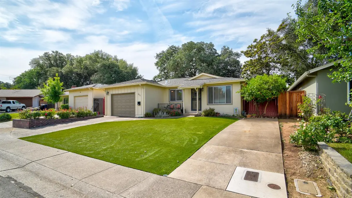 6820 Admiral Avenue, Fair Oaks, CA 95628 - #1
