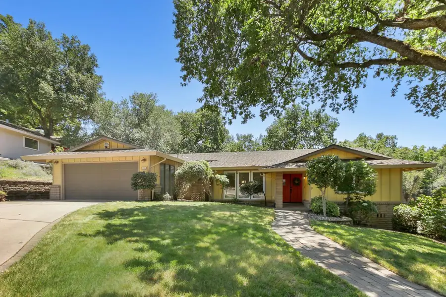 8328 Woodborough Way, Fair Oaks, CA 95628 - #2
