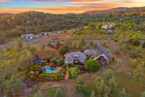 14495 Riva Ridge Circle, Auburn, CA 95602