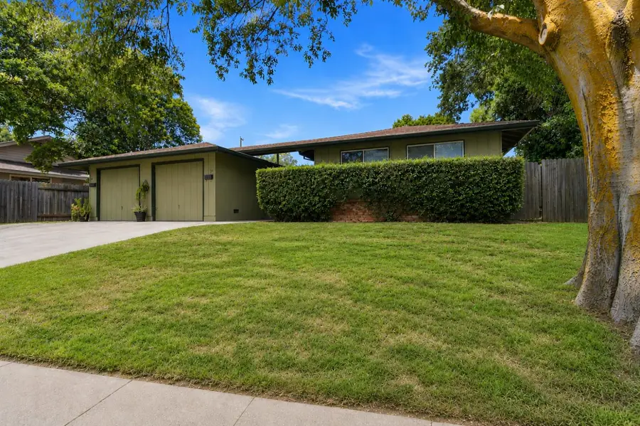 33 Simmons Way, Davis, CA 95616 - #3