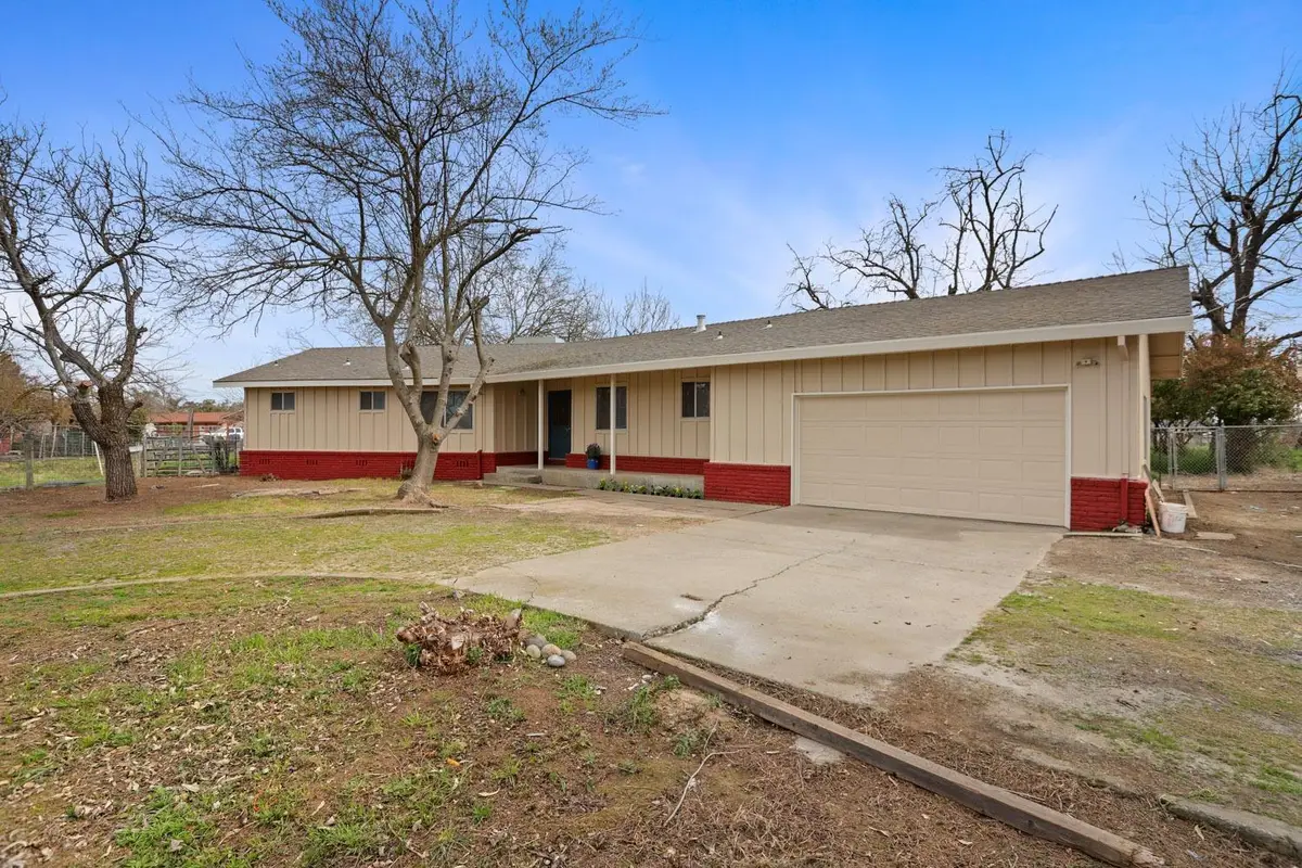 8595 Bradshaw Road, Elk Grove, CA 95624 - #1